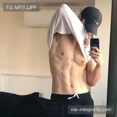 束启万